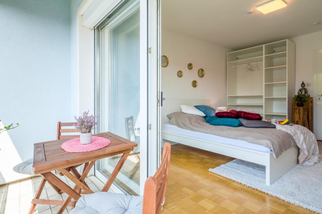 2Og Rechts - Wunderschoene 80M2 3-Zimmer City Wohnung Naehe Salzburg Freilassing Esterno foto